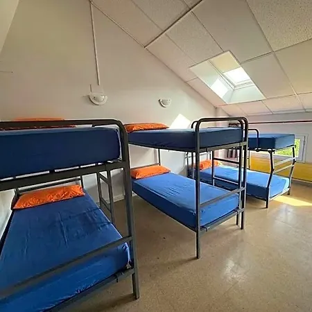 Residencia بيت شباب جاكا